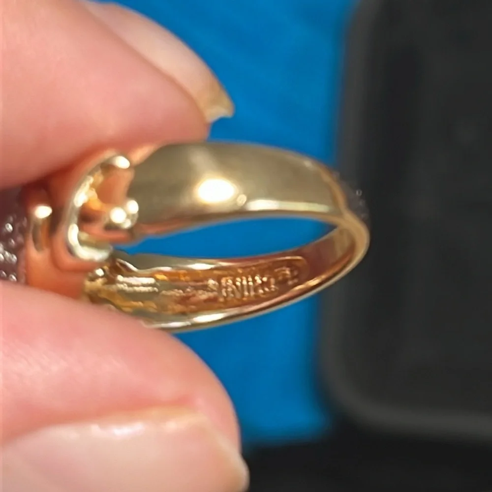 Gold ring - Picture 5 of 6